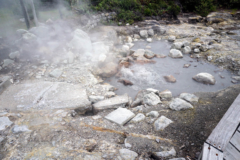 bubbling-hot-springs